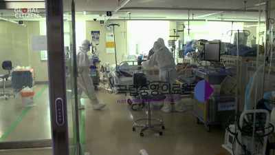 >> DR. KIM HAS SPENT
MONTHS WORKING WITH PATIENTS - One World: Together at Home