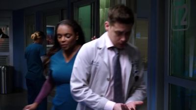 - Dr. Lanik, do you remember
Auggie Roberts? - Chicago Med