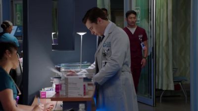 Dr. Lanik, my patient would like a word. - Chicago Med