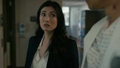 Dr. Monica Park, please
report to the nurses' station. - The Company You Keep