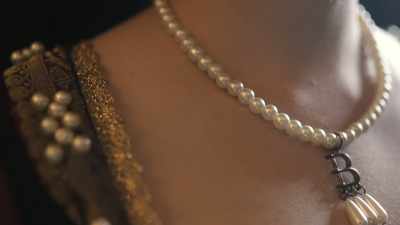 - [Dr. Norton] Anne
Boleyn had always looked - The Game of Crowns: The Tudors
