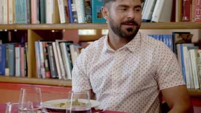 [Dr. Pes chuckling] - Down to Earth with Zac Efron