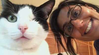 Dr. Priya: I love all cats, - Secrets of the Zoo