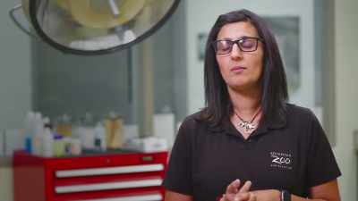 Dr. Priya: They need
to wear gloves - Secrets of the Zoo
