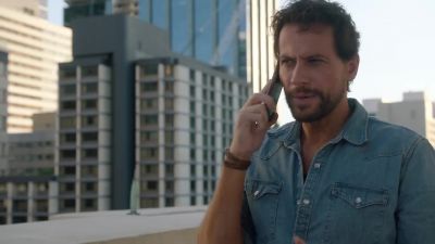 Dr Resende?
Soy Daniel Harrow. - Harrow