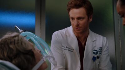 Dr. Rowan... - Chicago Med
