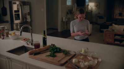 DR. STACY: Leave a message
after the tone. - A Million Little Things