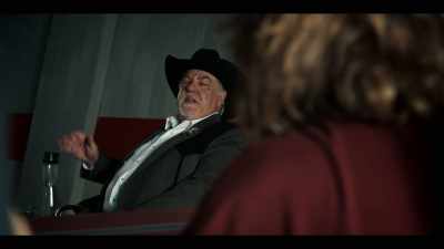 - [Dr. Stevenson] But that's very strange.
- [bang on table] - The I-Land