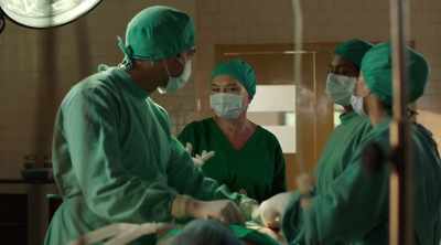 Dr Walker seems to have
everything under control here. - The Good Karma Hospital