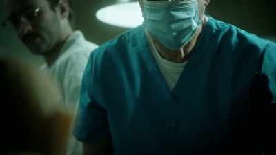 - Dr. White
approaches the monkey - The UnBelievable with Dan Aykroyd