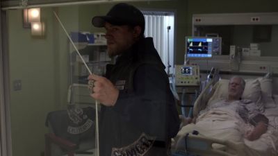 Dr. White to
Intensive Care. Dr. White to Intensive Care. - Sons of Anarchy