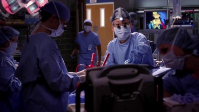 Dr. Yang, I just received
a call from U.N.O.S. - Grey's Anatomy
