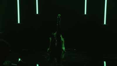 (dramatic beat booms) - Courtney Pauroso: Vanessa 5000