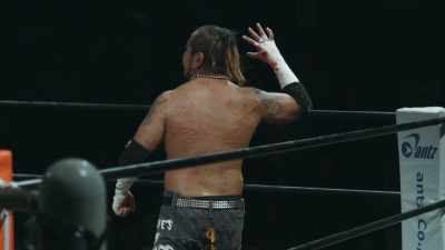 (dramatic electronic music) - The Wrestlers