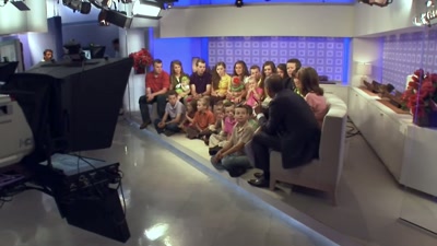 [dramatic music continues] - Shiny Happy People: Duggar Family Secrets