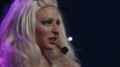 (dramatic music)
(high pitched voice murmurs) - Courtney Pauroso: Vanessa 5000