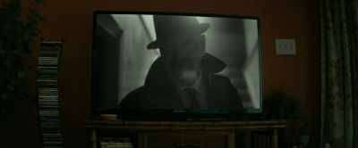 [dramatic music on TV] - Average Joe