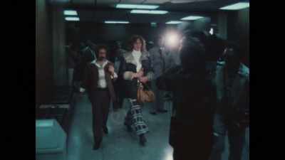 ♪ (DRAMATIC MUSIC PLAYING) ♪ - The Lady and the Dale