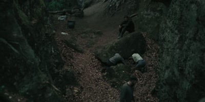 [dramatic music playing] - River Wild