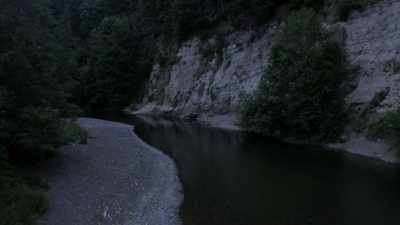[dramatic music playing] - Expedition Bigfoot