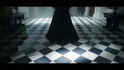 [dramatic music plays] - The Serpent Queen