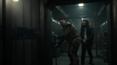 [dramatic music] - Snowpiercer