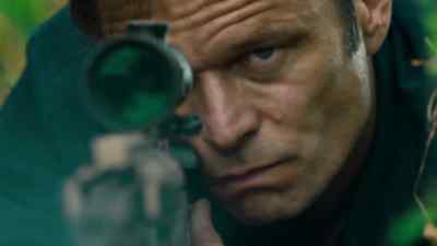 [dramatic music] - Strike Back