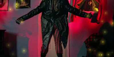 [dramatic music] - Bray Wyatt: Becoming Immortal