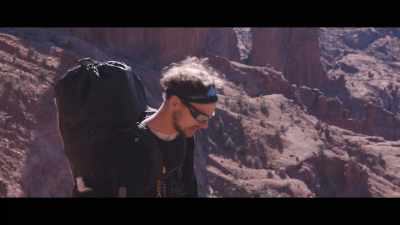 [dramatic music] - Fly