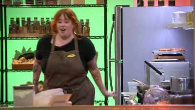(dramatic music) - Secret Chef