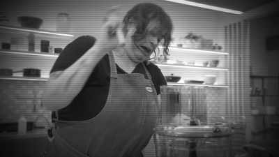 (dramatic music) - Secret Chef