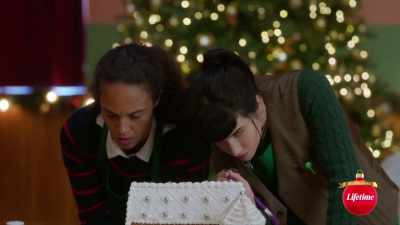 [dramatic music] - Under the Christmas Tree