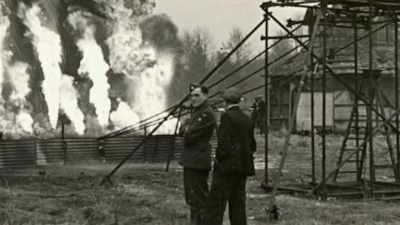(dramatic music) - The Buildings That Fought Hitler