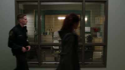 [dramatic music] - Pretty Little Liars: The Perfectionists