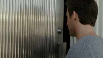 [dramatic music] - Dirty John