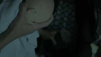 [dramatic music] - Eyewitness