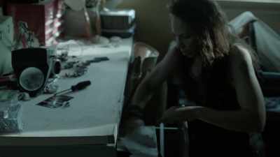[dramatic music] - Eyewitness