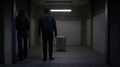 [dramatic music] - Pretty Little Liars