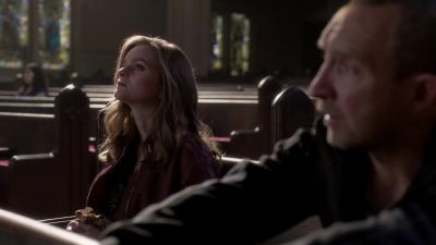 ♪ dramatic music ♪ - Ray Donovan