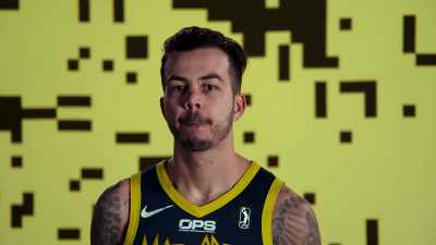 [dramatic music swells] - Destination NBA: A G League Odyssey