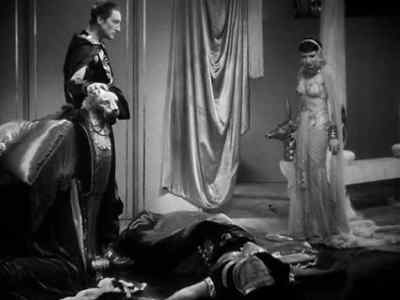[drapes ripping] - Cleopatra