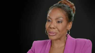"Drea, you're being abused." - Surviving R. Kelly
