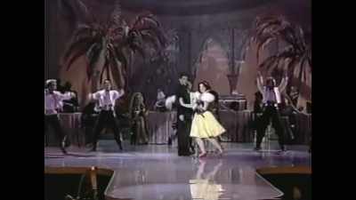 ♪ Dreams come true
in the Chinese theater ♪ - The Exiles