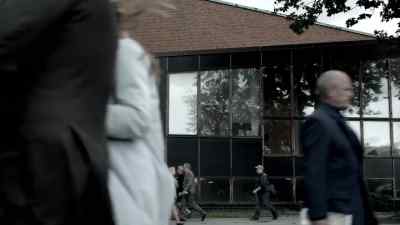 (DRILL WHINES) - Wallander