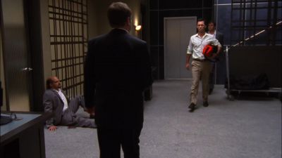 [ Drilling, Hammering ] - Burn Notice