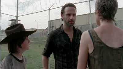 - Drive 'em up. - The Walking Dead