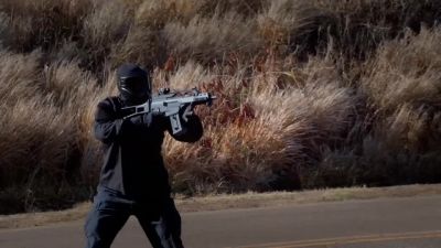 Driver, take the keys out
of the ignition - Hawaii Five-0