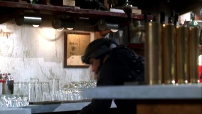 - Drop your gun.
- Drop it. - Cold Case