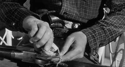 Drop it, Dan Evans. - 3:10 to Yuma