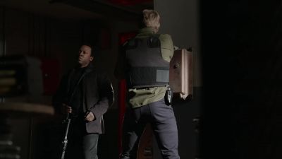 Drop it!
Don't move! - The Blacklist